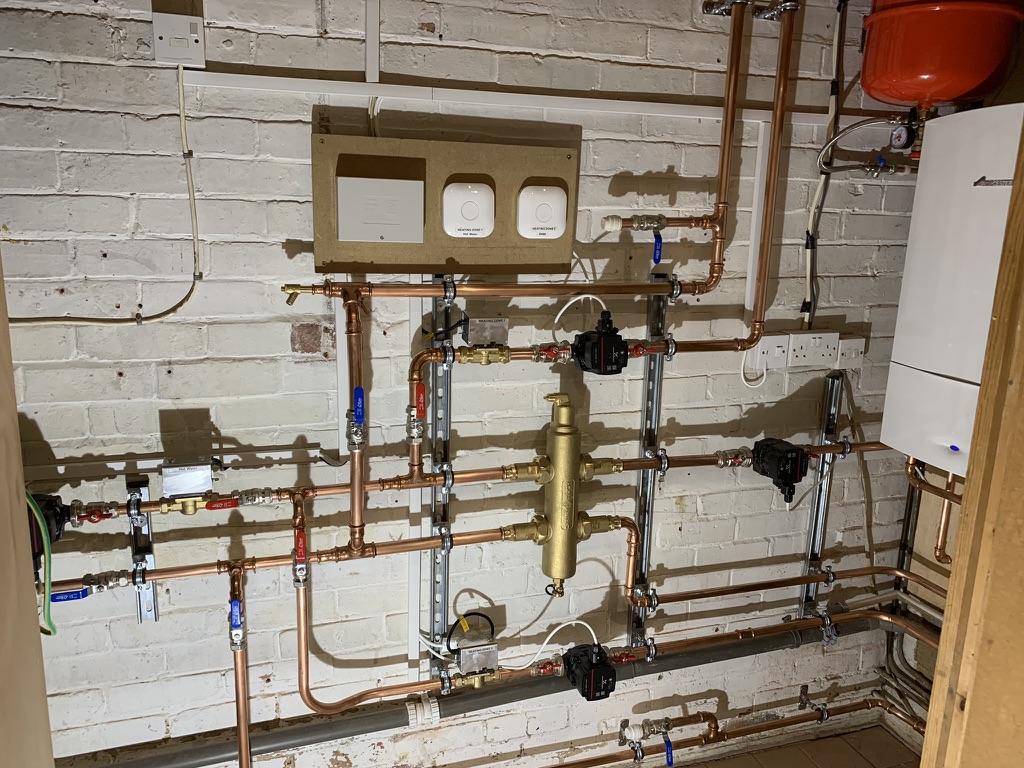 New boiler with Spirocross low loss header