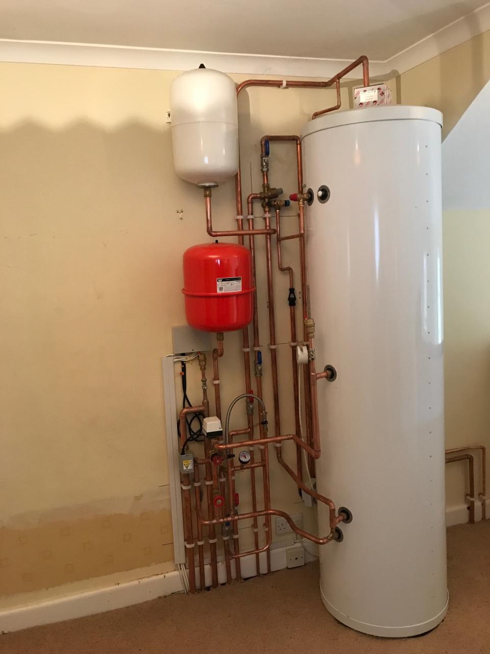 Unvented cylinder installation